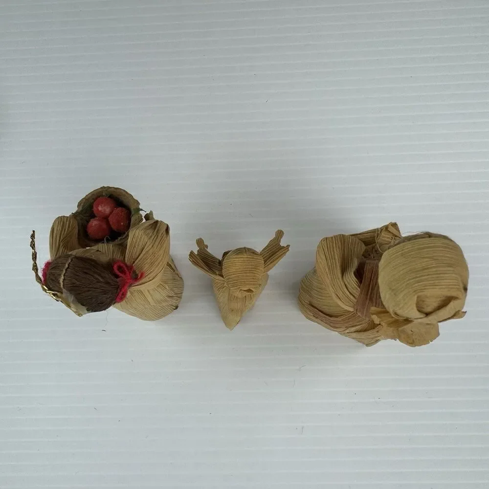 Vintage Corn Husk Dolls Set of 3 Handmade Folk Art Rustic Farmhouse Decor Fall